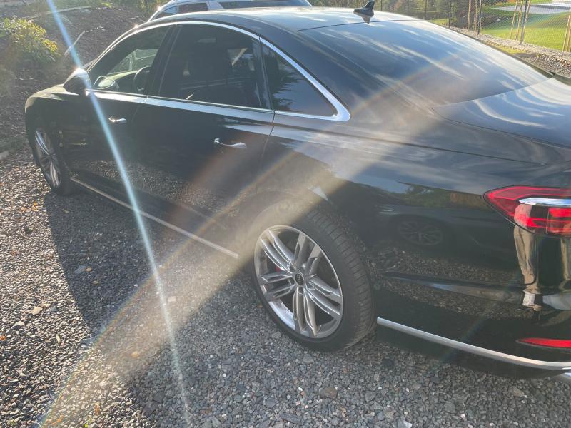 Audi S8
