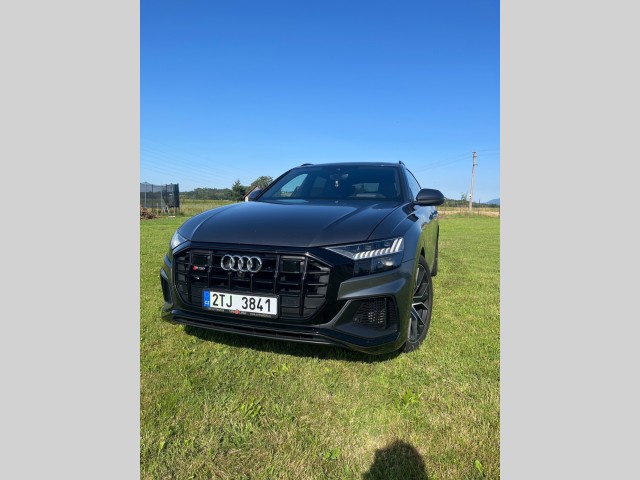 Audi SQ8