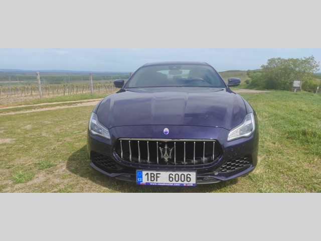 Maserati Quattroporte