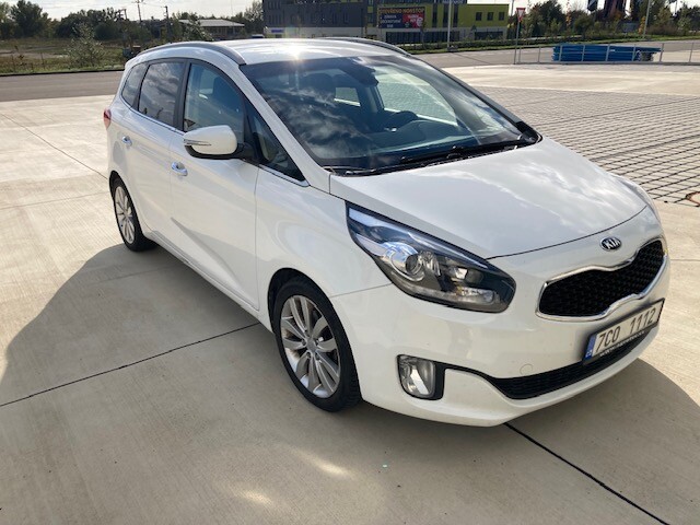 Kia Carens