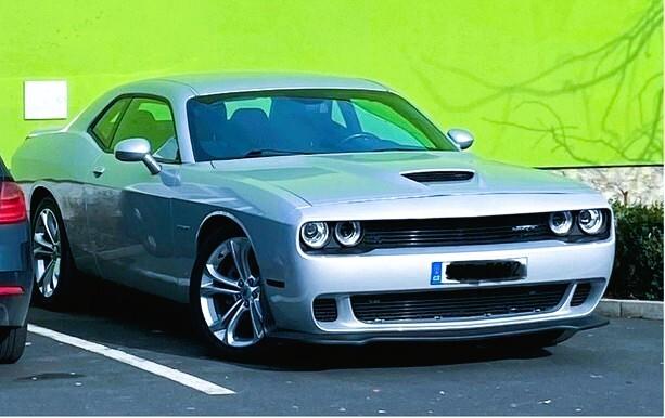 Dodge Challenger