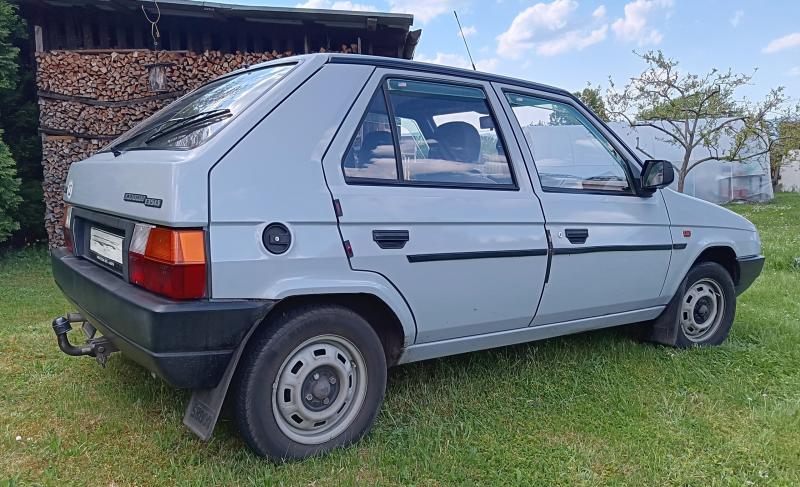 Skoda Favorit