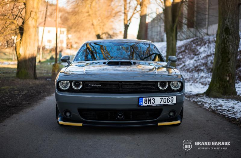 Dodge Challenger