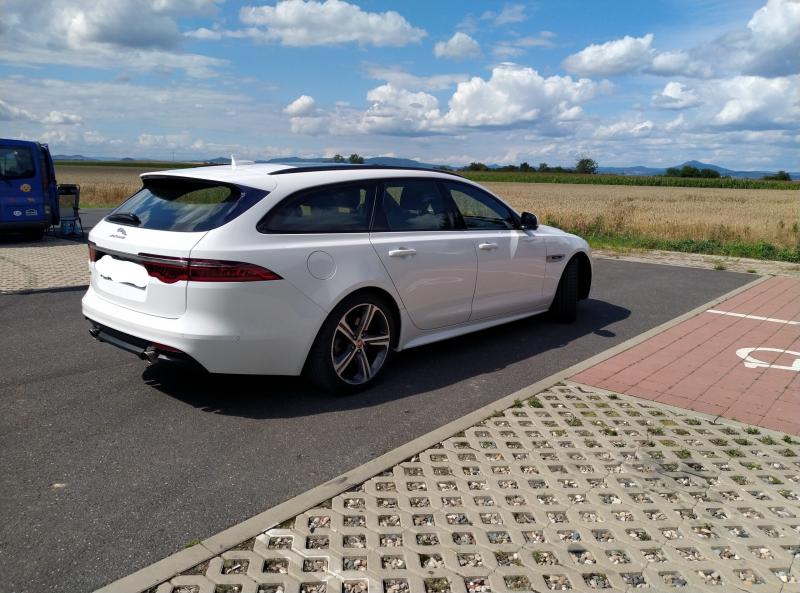 Jaguar XF