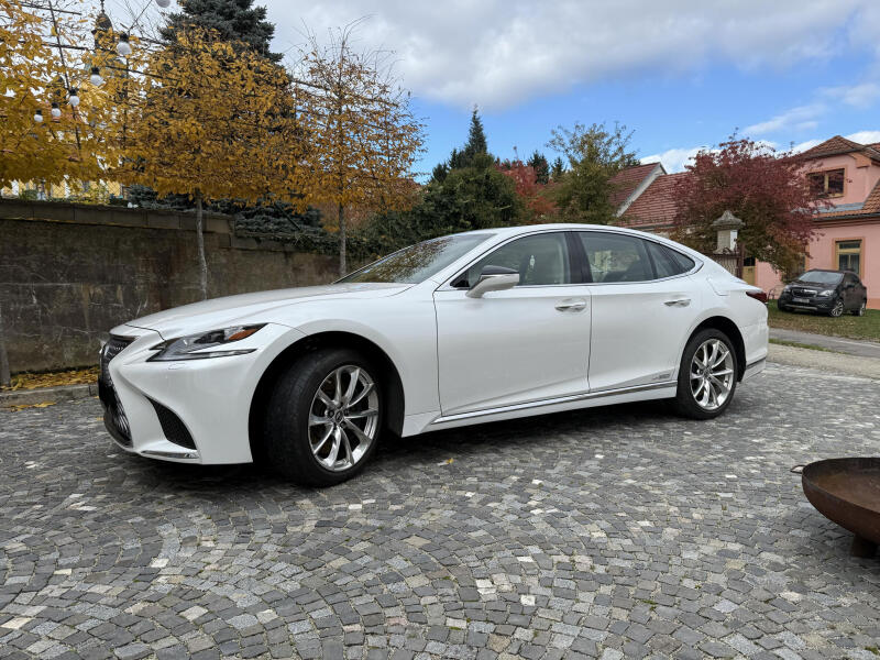 Lexus LS 500h