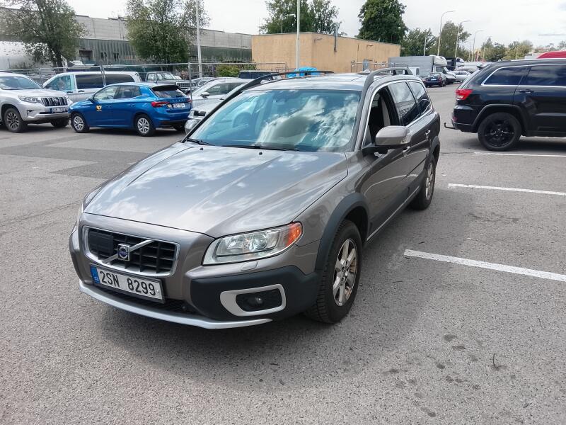Volvo XC70