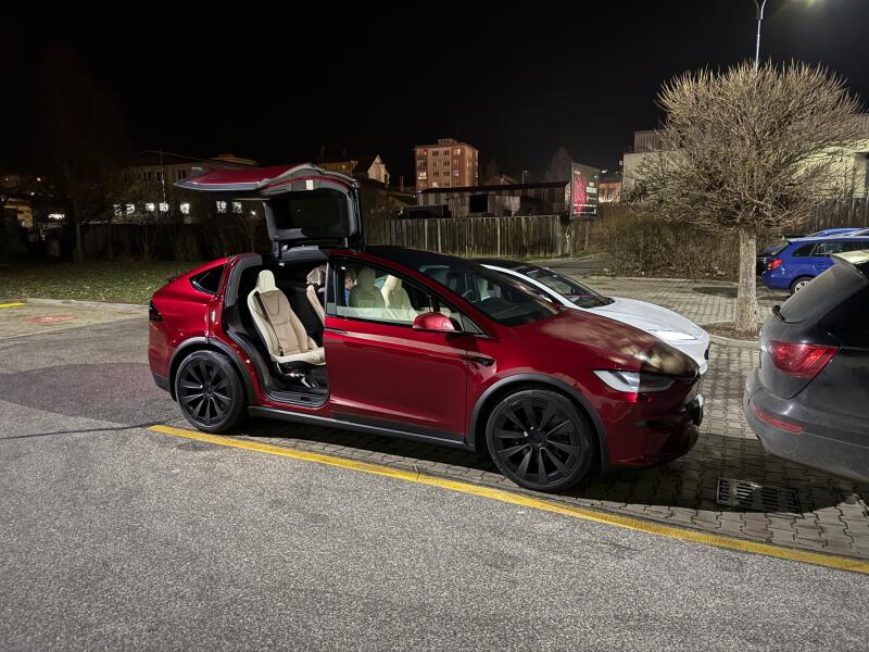 Tesla Model X