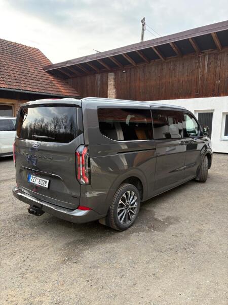 Ford Tourneo Custom