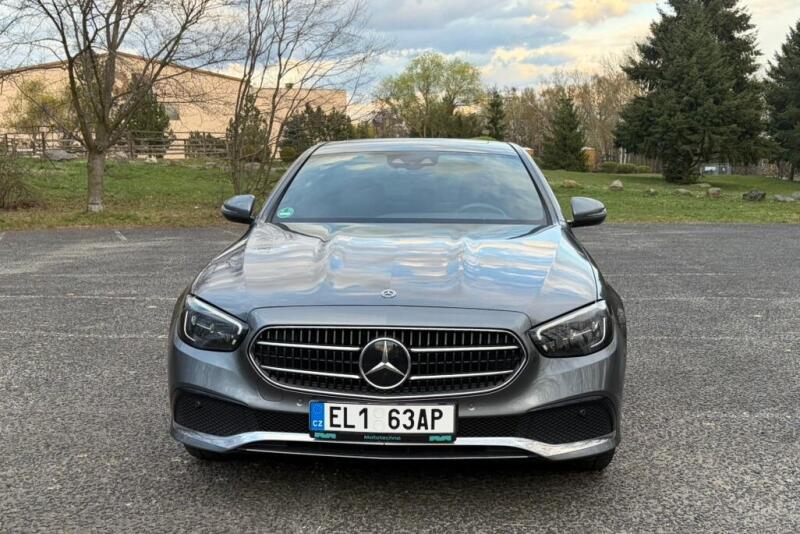 Mercedes-Benz Triedy E
