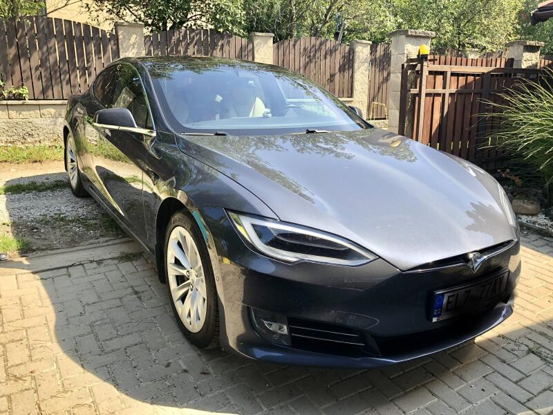 Tesla Model S