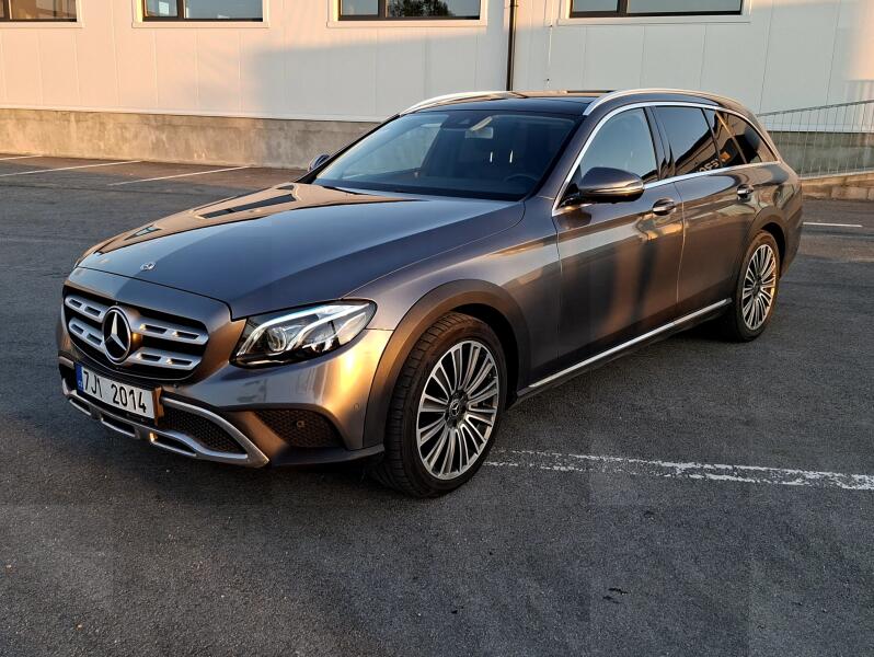 Mercedes-Benz Triedy E