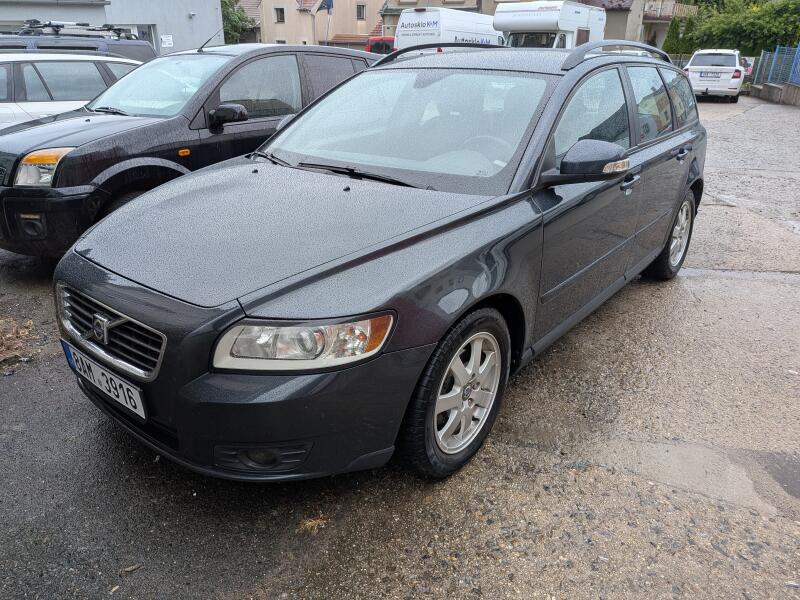 Volvo V50