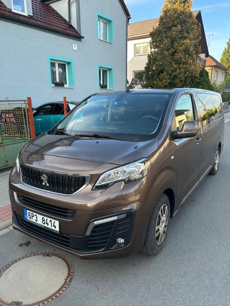 Peugeot Traveller