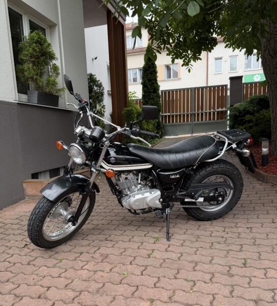 Suzuki Van Van 125