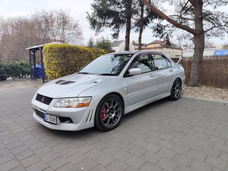 Mitsubishi Lancer