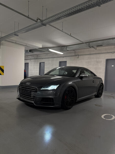 Audi TTS