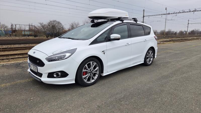 Ford S-MAX