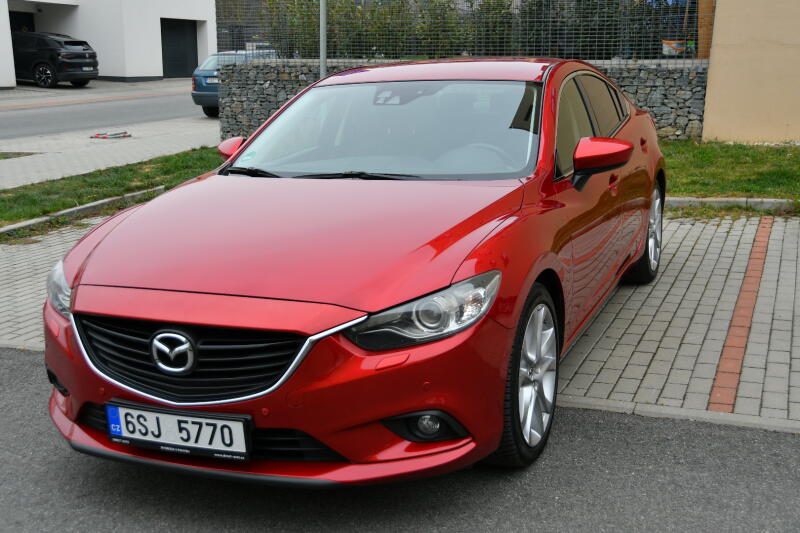 Mazda 6