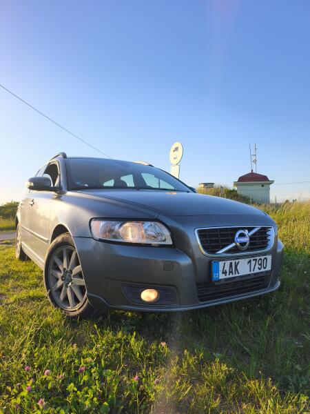 Volvo V50