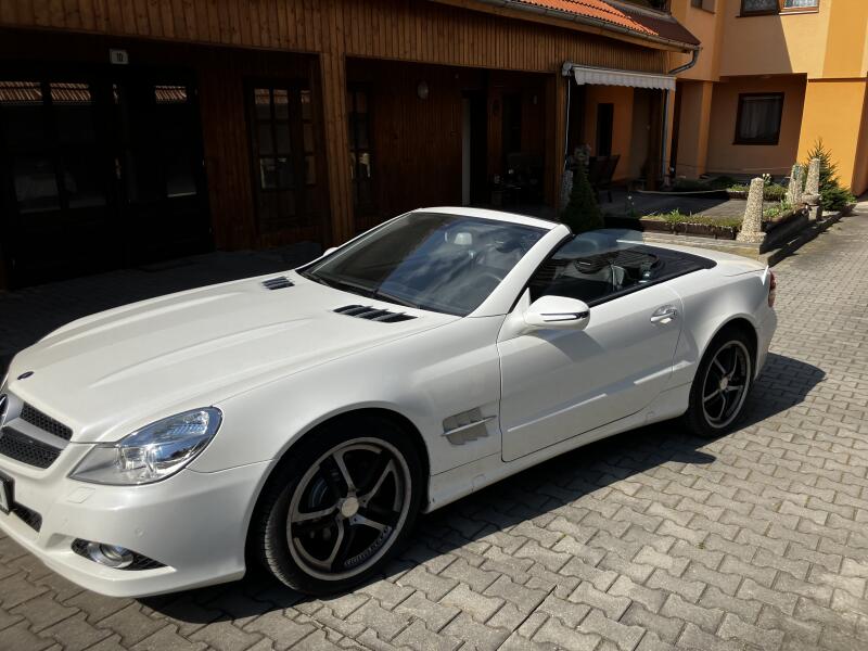 Mercedes-Benz SL