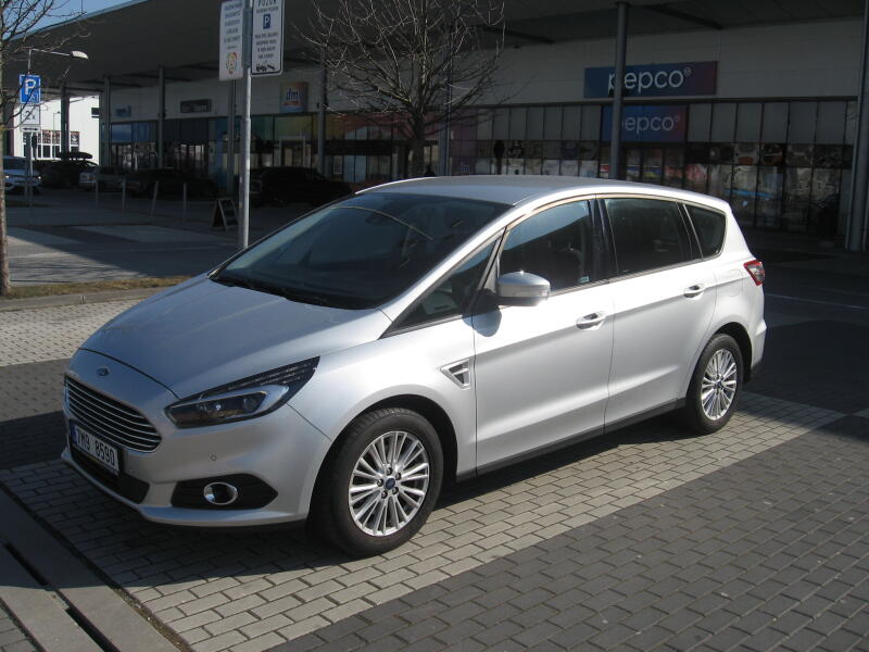 Ford S-MAX
