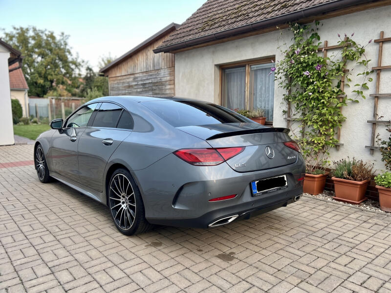 Mercedes-Benz CLS
