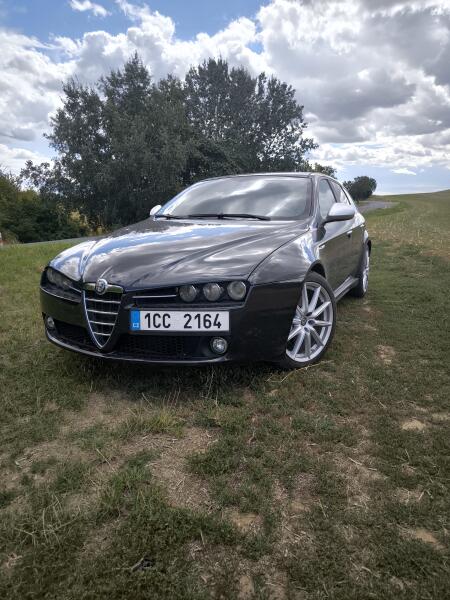 Alfa Romeo 159