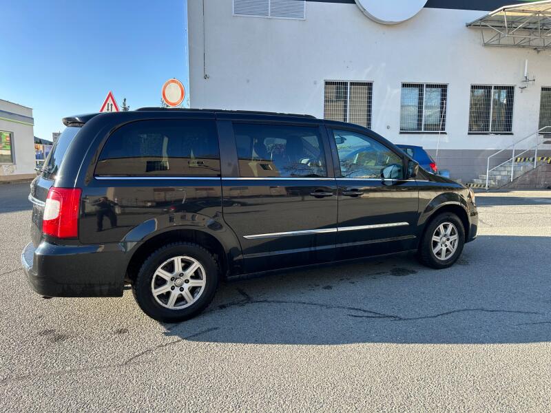 Chrysler Town & Country