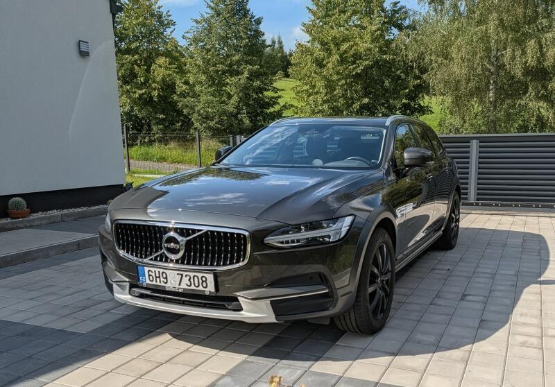 Volvo V90