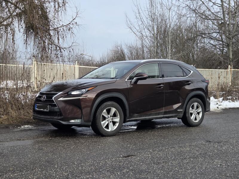 Lexus NX 300h