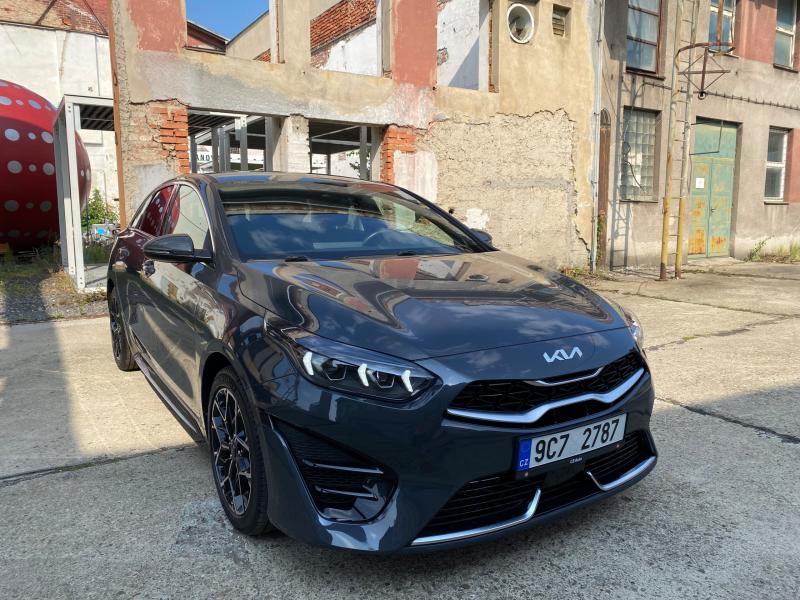 Kia ProCeed