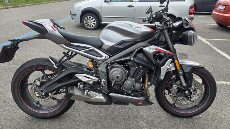 Triumph Street Triple 765 RS