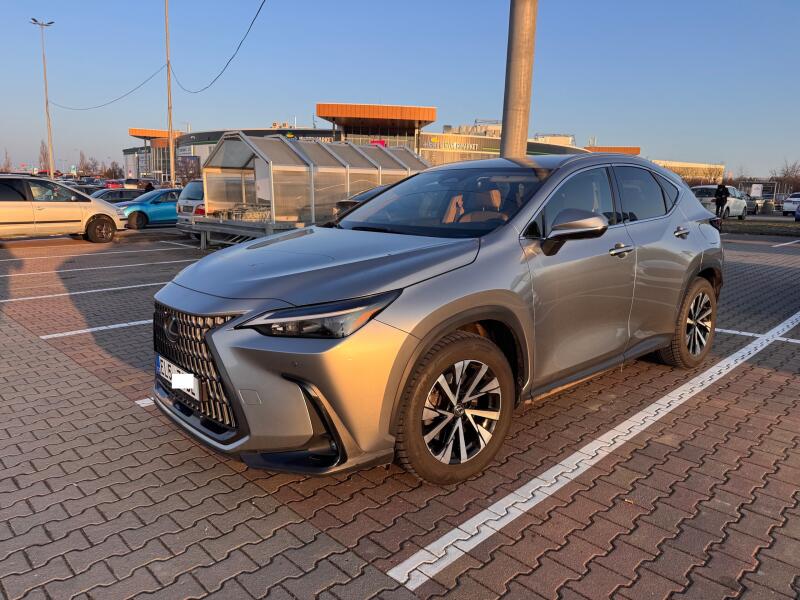Lexus NX 450h plus