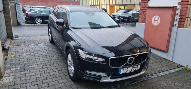Volvo V90