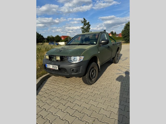 Mitsubishi L200 2.5 /100kW