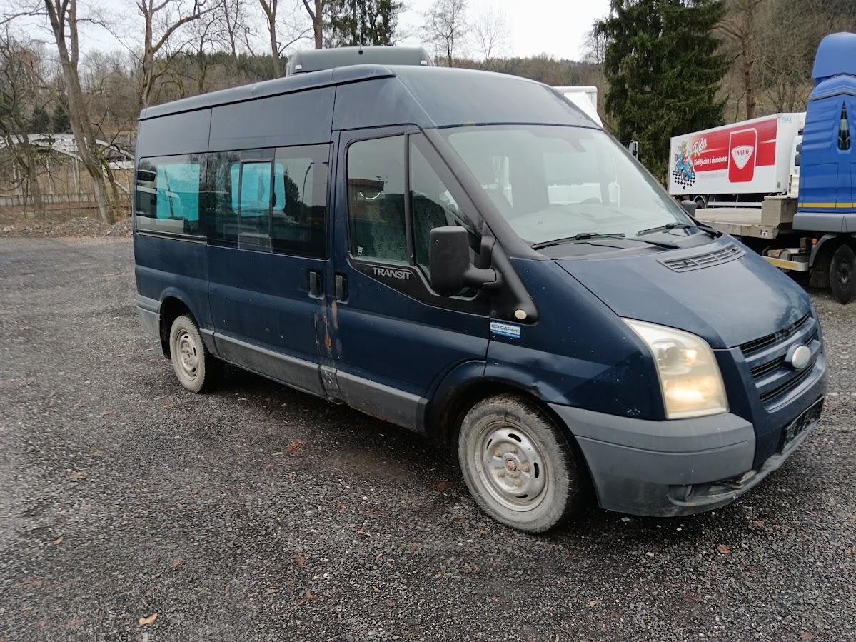 Ford Transit (2009) 300 m 85 kw 9 míst v tp - detail fotky 1