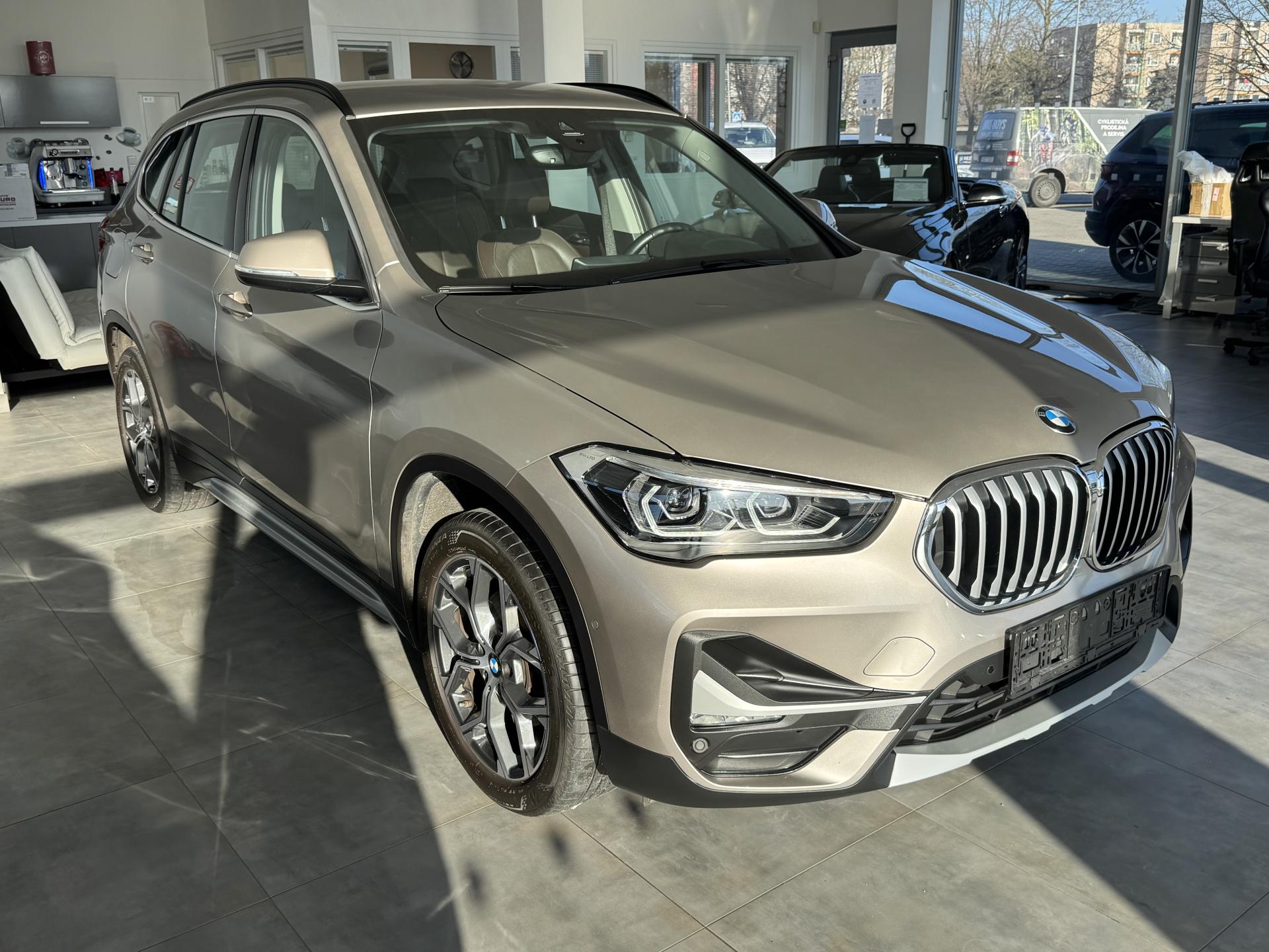 BMW X1 xDrive 18d X-LINE LED NAVI 