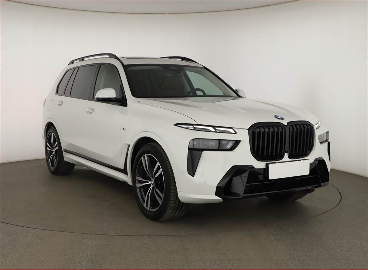 BMW X7 xDrive40i, 7Míst, Vzduch, HUD