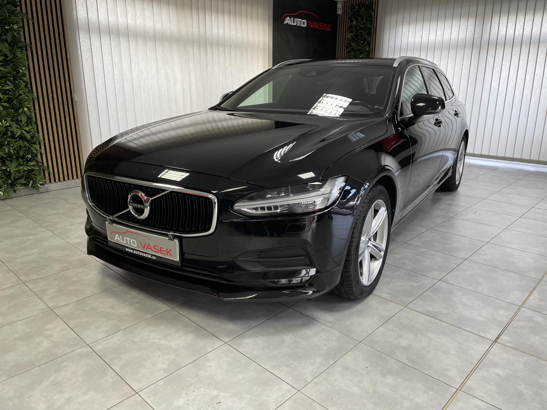 Volvo V90 2.0 D4 MOMENTUM SERVISKA