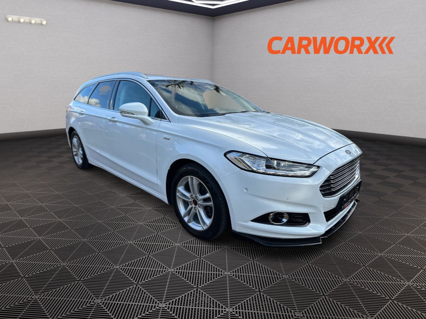 Ford Mondeo (2018) 1.5EcoBoost 121kw ST-Line - detail fotky 1