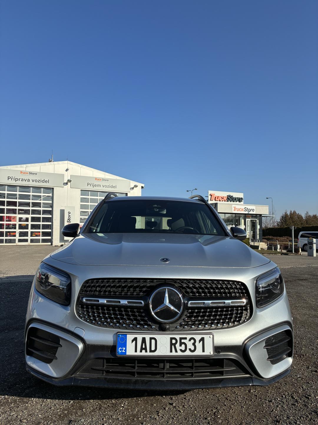 Mercedes-Benz GLB 200d 4MATIC