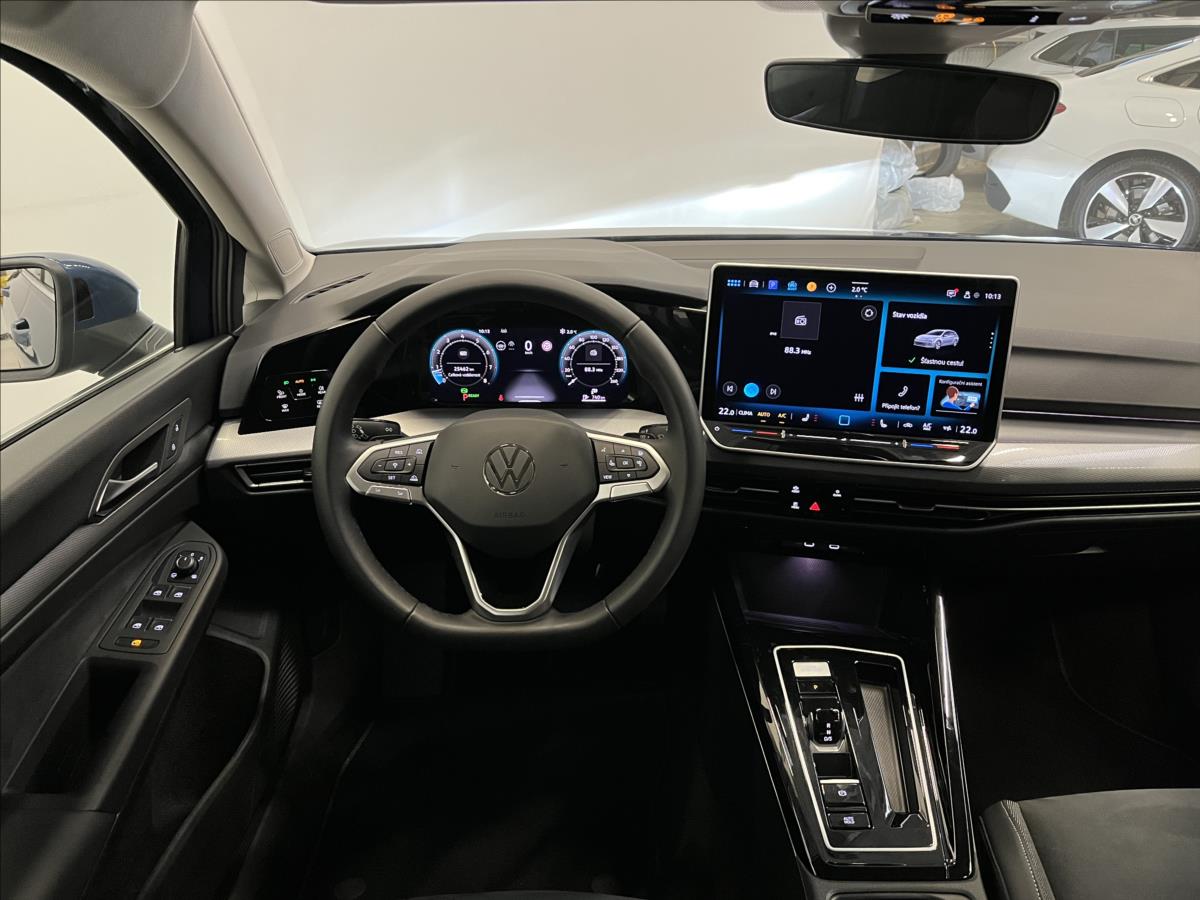 Volkswagen Golf 7DSG Style Variant 1,5 eTSI mH