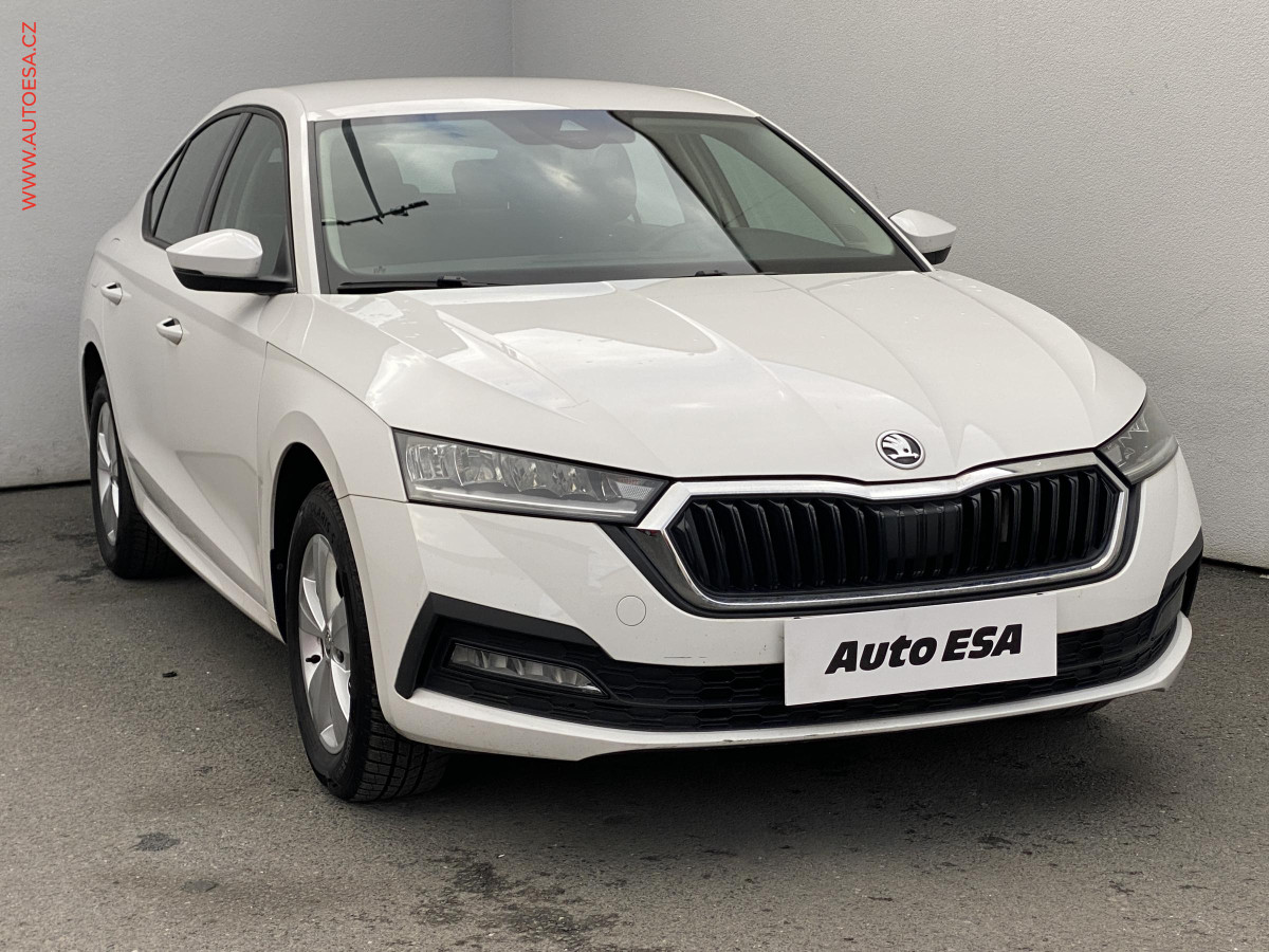 Škoda Octavia 1.5TSi e-TEC, 1.maj,ČR