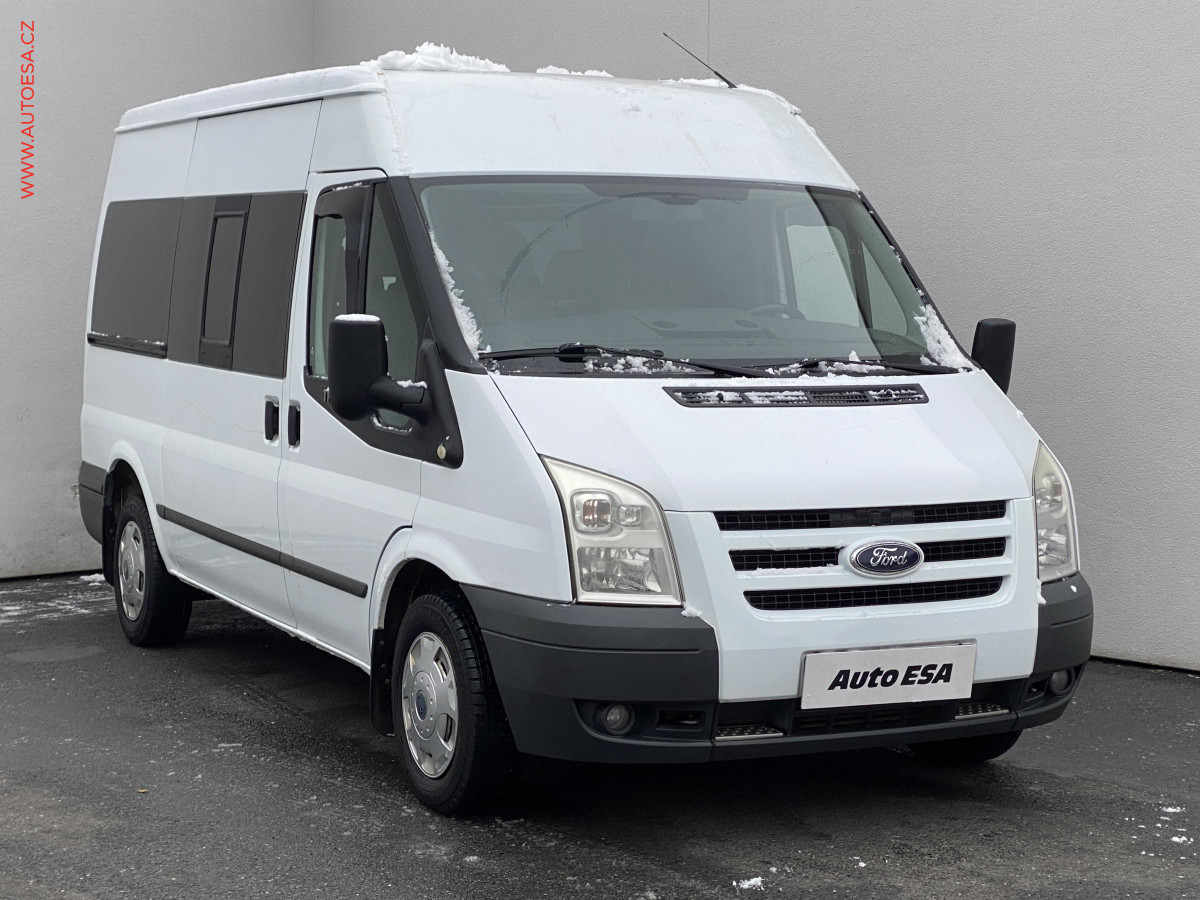 Ford Transit 2.2TDCi L2H2 9míst, Trend