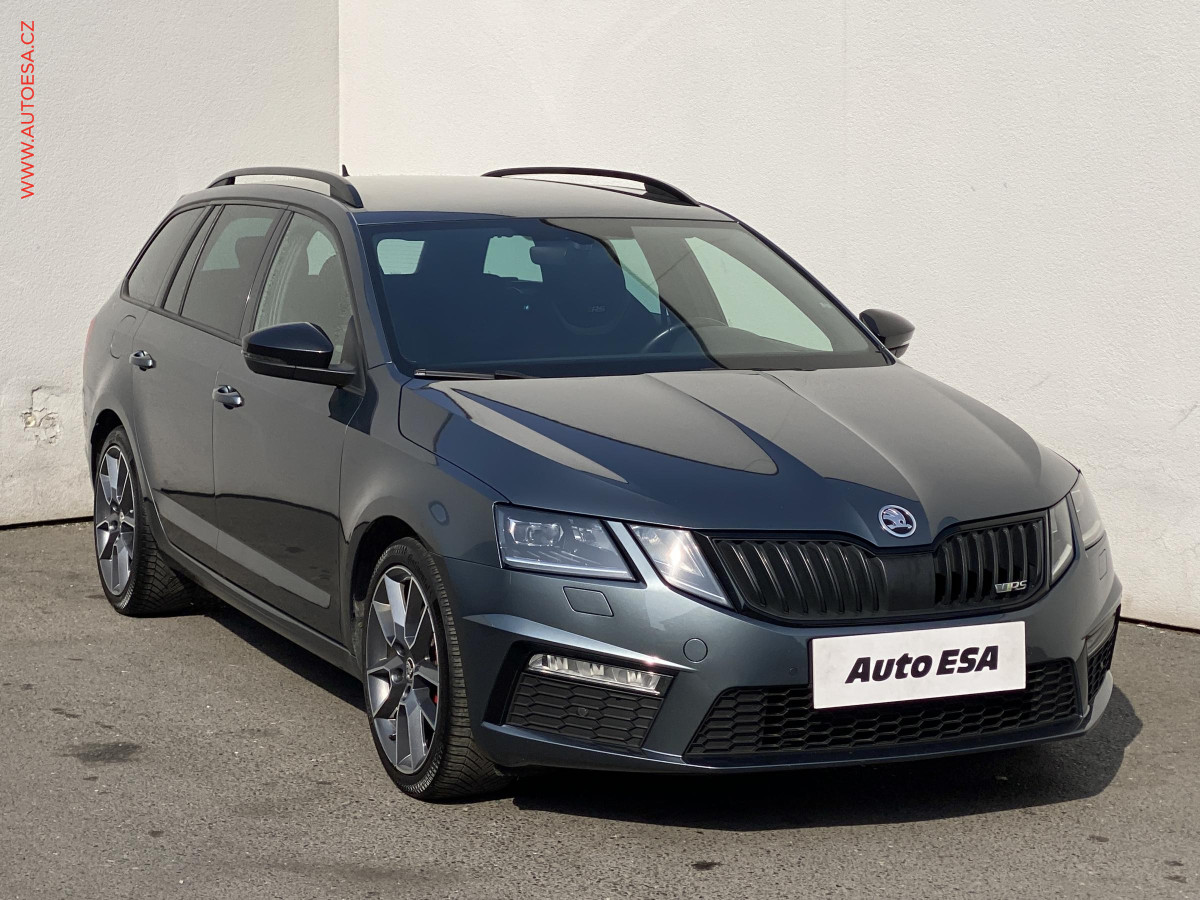 Škoda Octavia 2.0 TDi, RS, DSG, LED, TZ