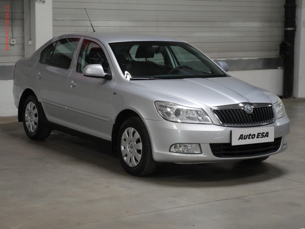 Škoda Octavia 1.2TSI, ČR, AC, STK11/27