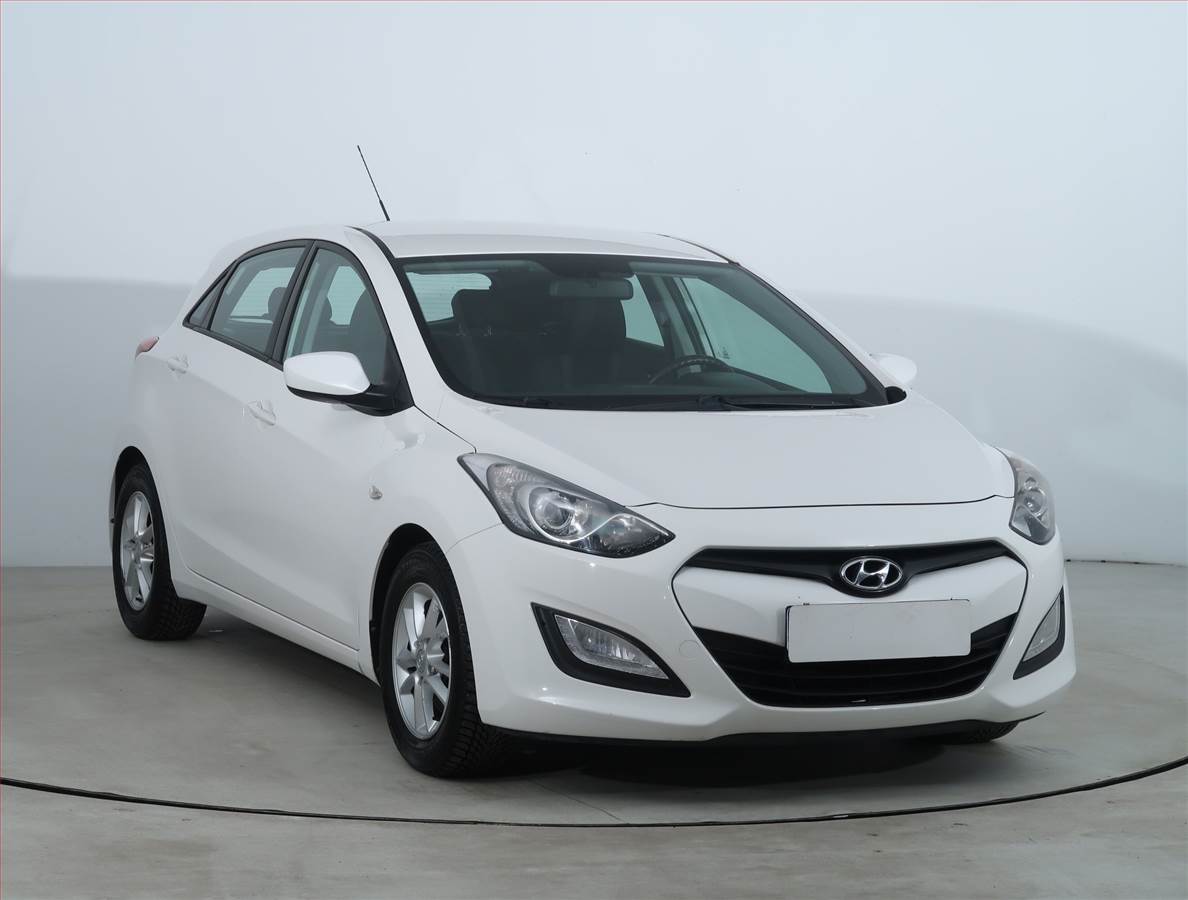 Hyundai i30 1.4 CVVT, ČR,1.maj
