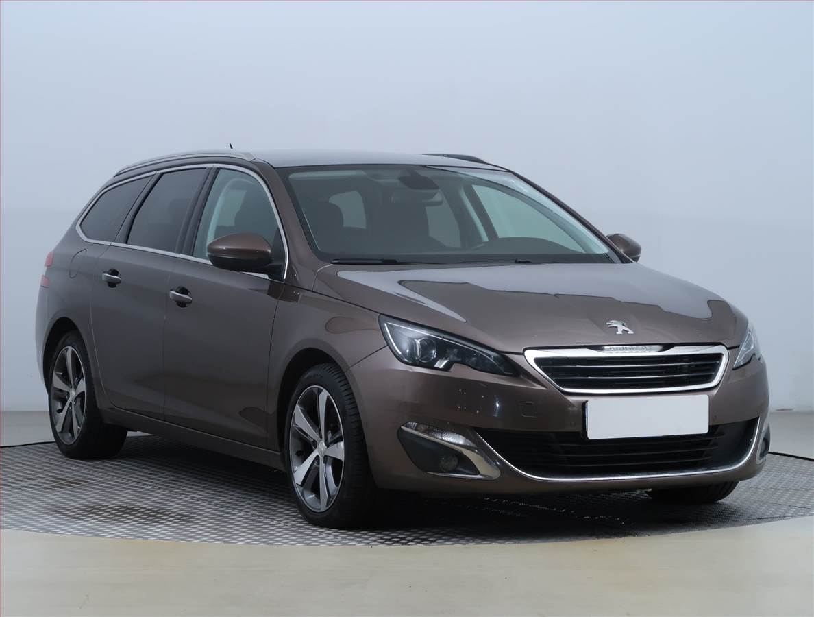Peugeot 308 (2015) Allure 2.0 BlueHDi, Navi - detail fotky 1