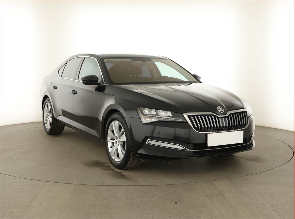Škoda Superb 2.0 TDI, Automat, Navi