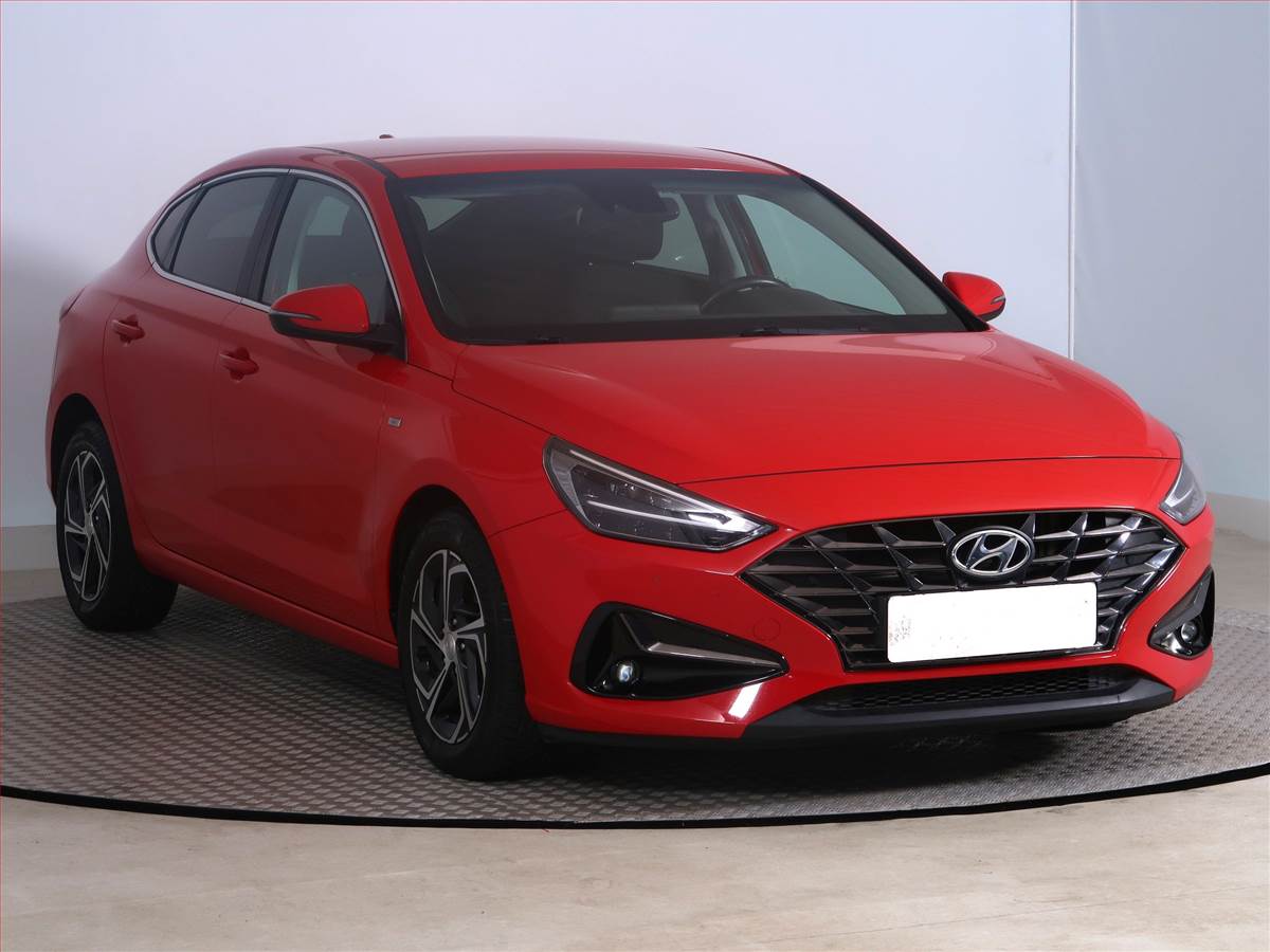 Hyundai i30 1.5 T-GDI MHEV, Automat